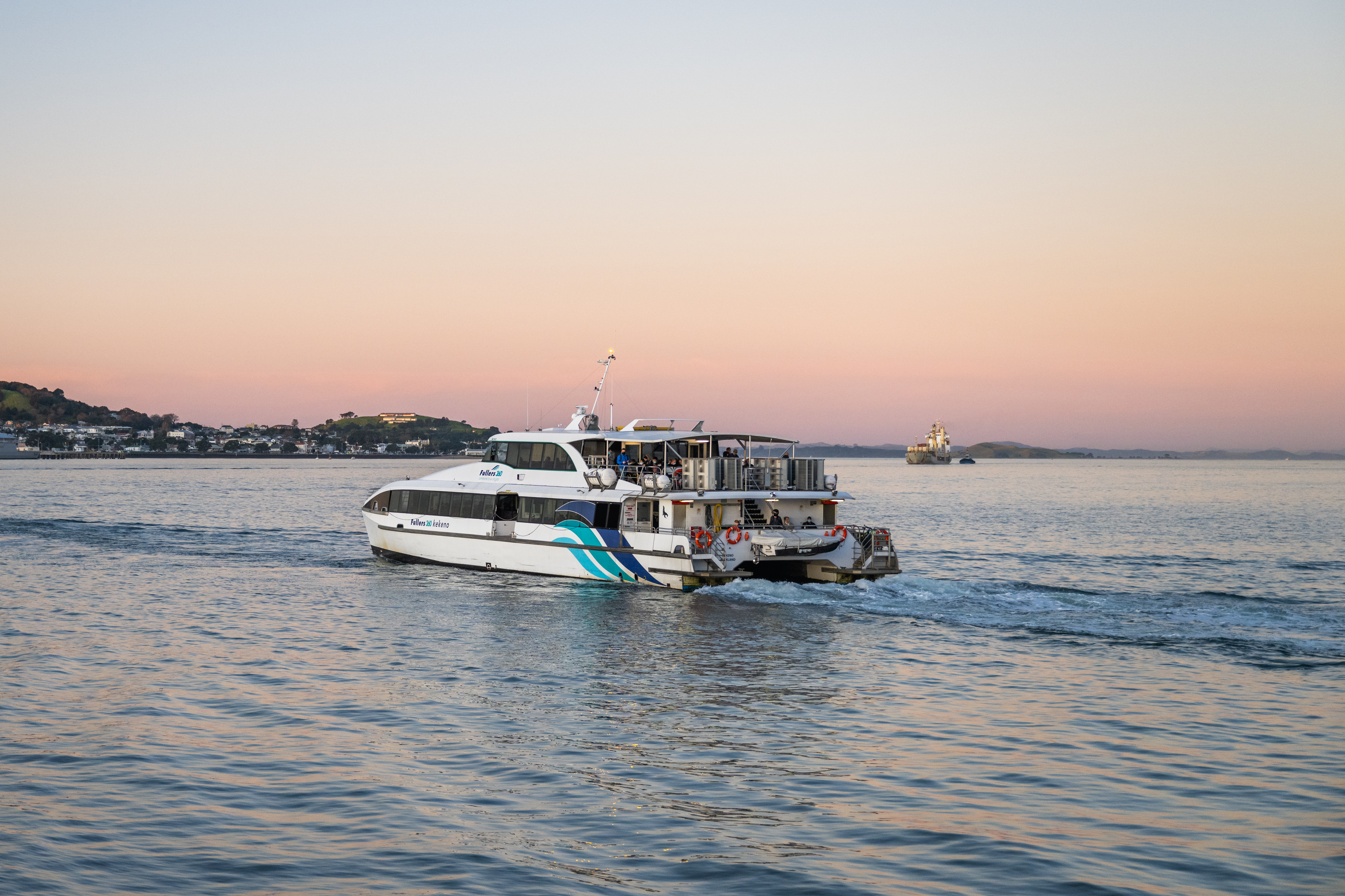 Waiheke-Island-Family-Shaun Jeffers-2022-231.jpg